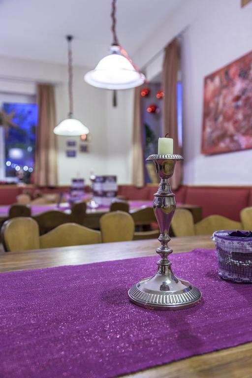 Hotel-Gasthof Wilder Mann Pfreimd Eksteriør billede